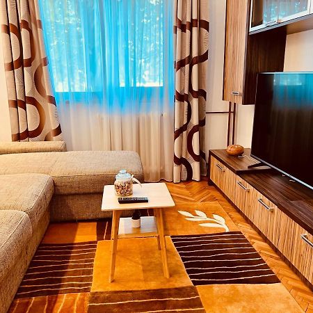 Adona Residence Oradea Zewnętrze zdjęcie