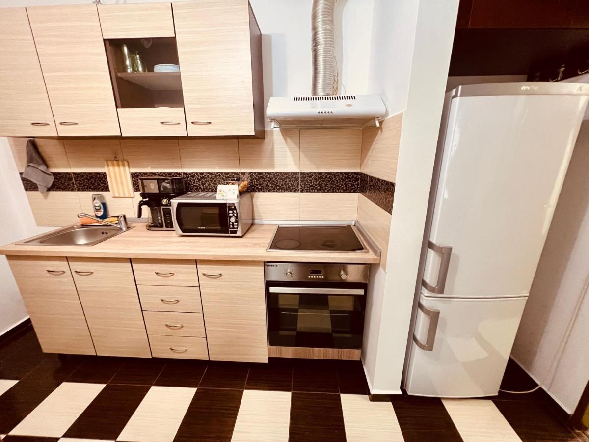 Adona Residence Oradea Zewnętrze zdjęcie